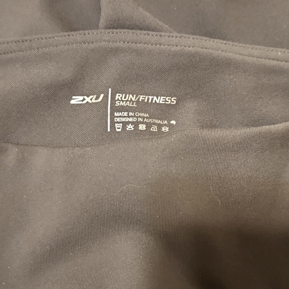 2xu run fitness flared pant nwot - Picture 6 of 10